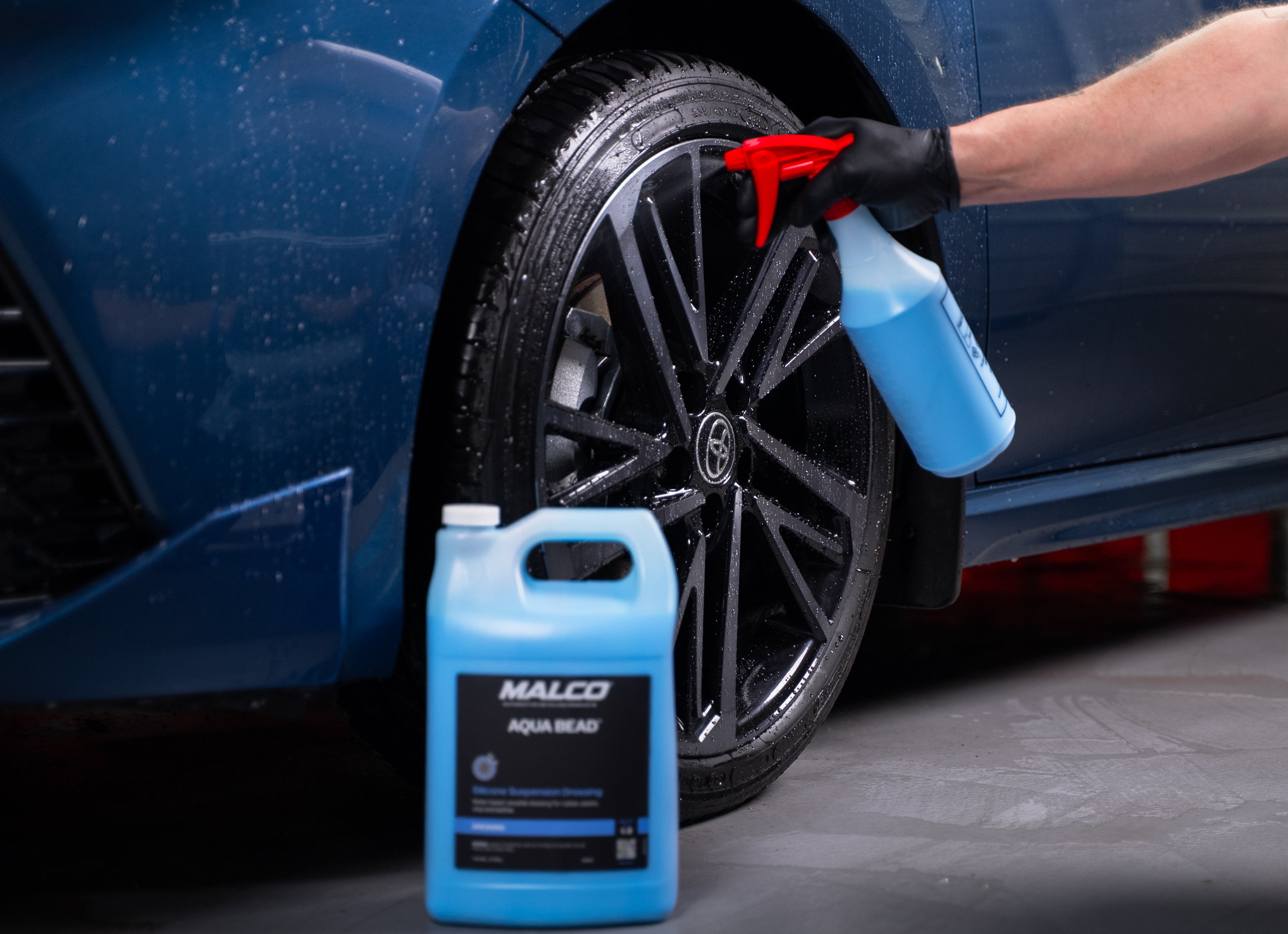 Malco Automotive Aqua Bead™ Silicone Suspension Dressing