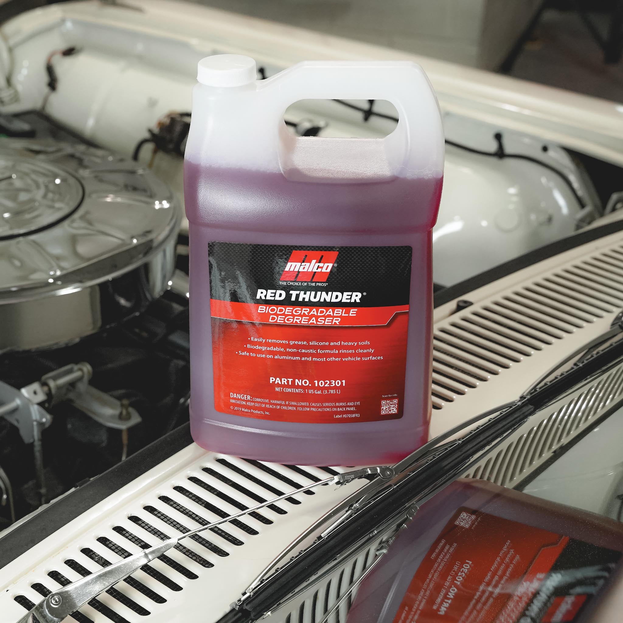 Malco Automotive Red Thunder® Biodegradable Degreaser