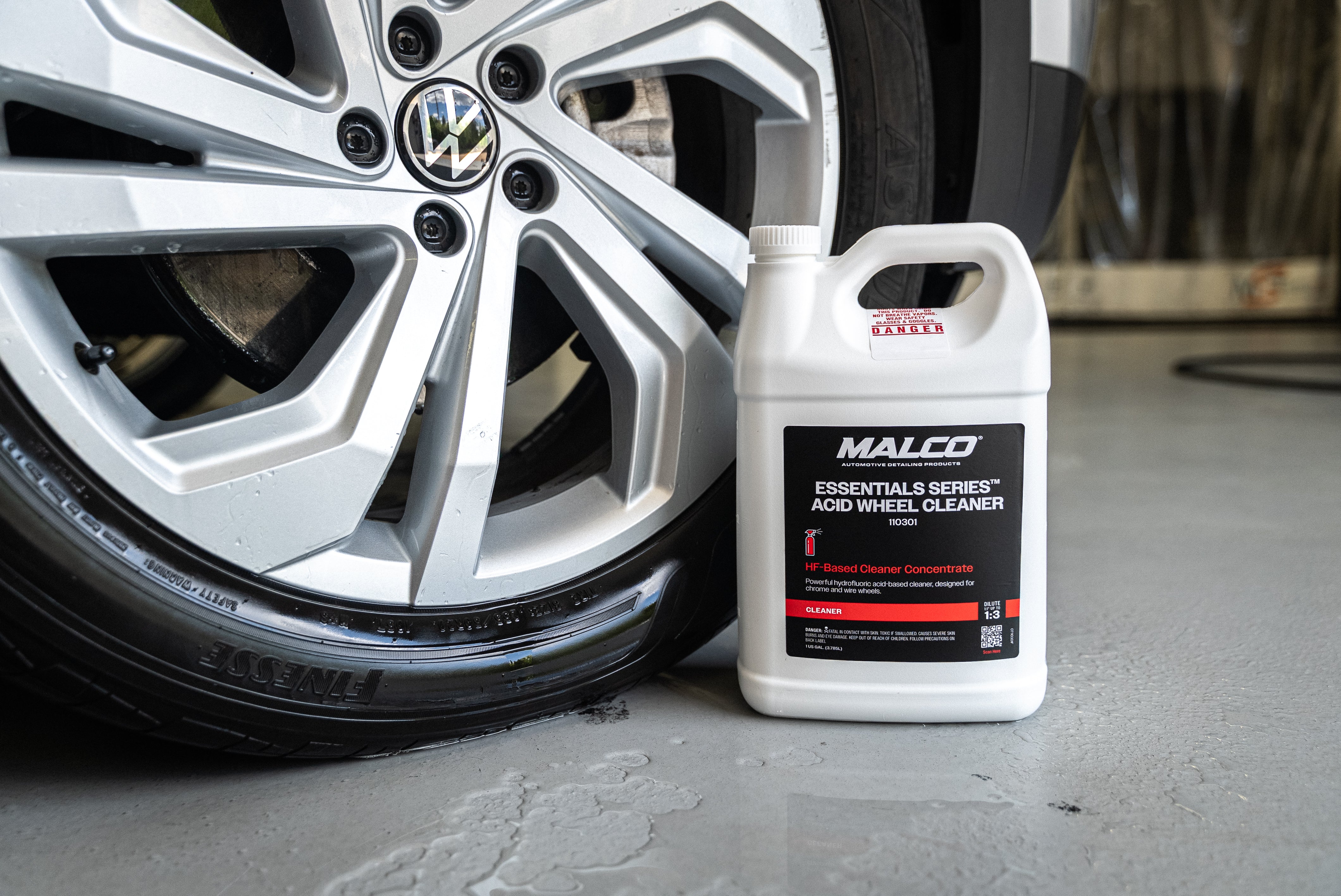 Malco Automotive Essentials Series Acid Wheel Cleaner