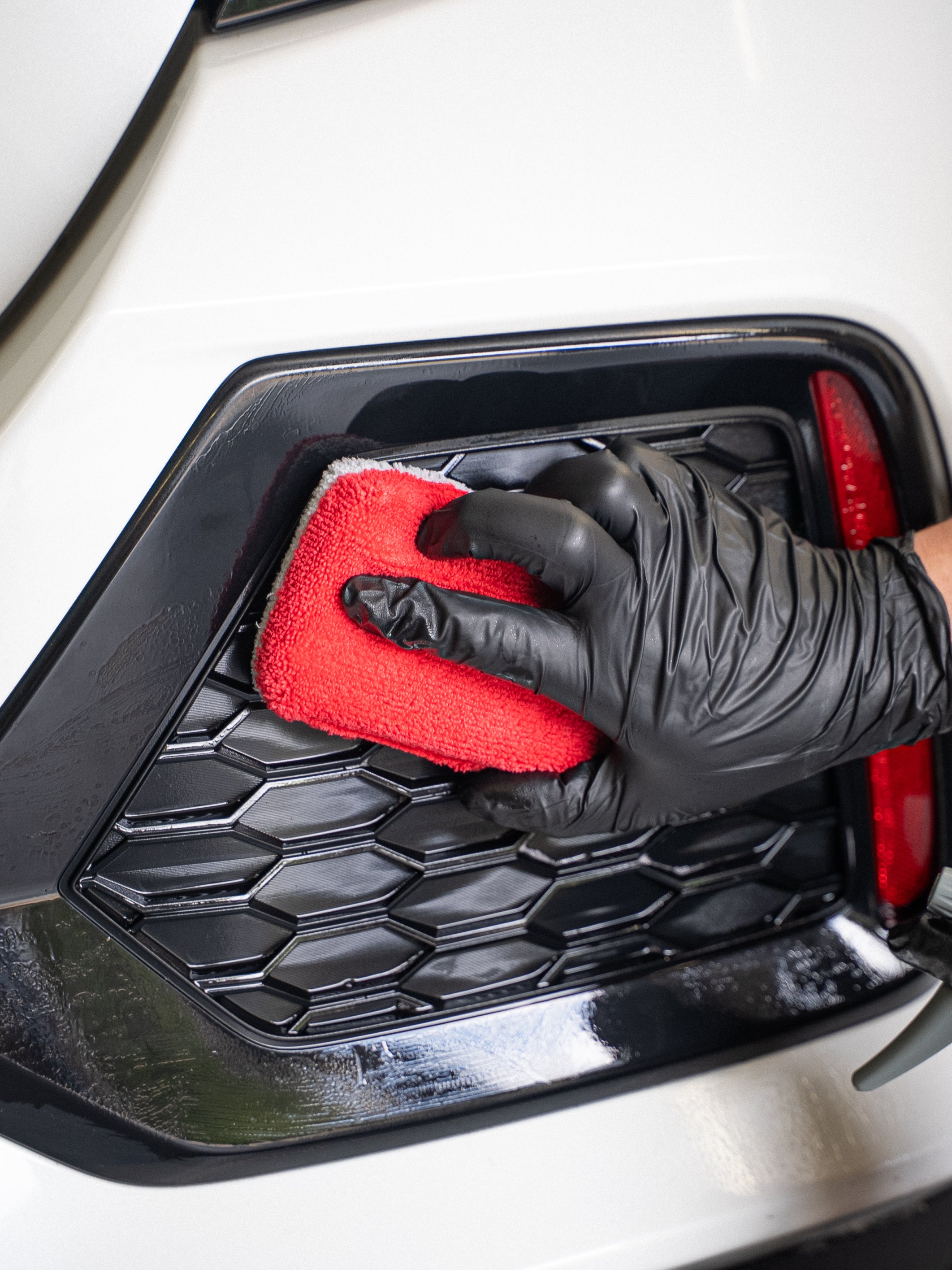 Malco Automotive Red Lightning ™ Vinyl Coating